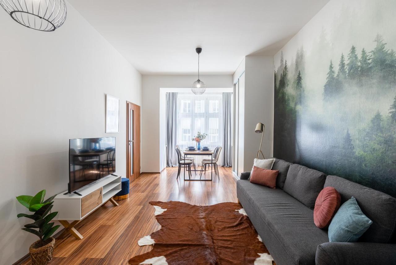 10 Min City Centre 5 People Apartment, Free Coffee プラハ エクステリア 写真